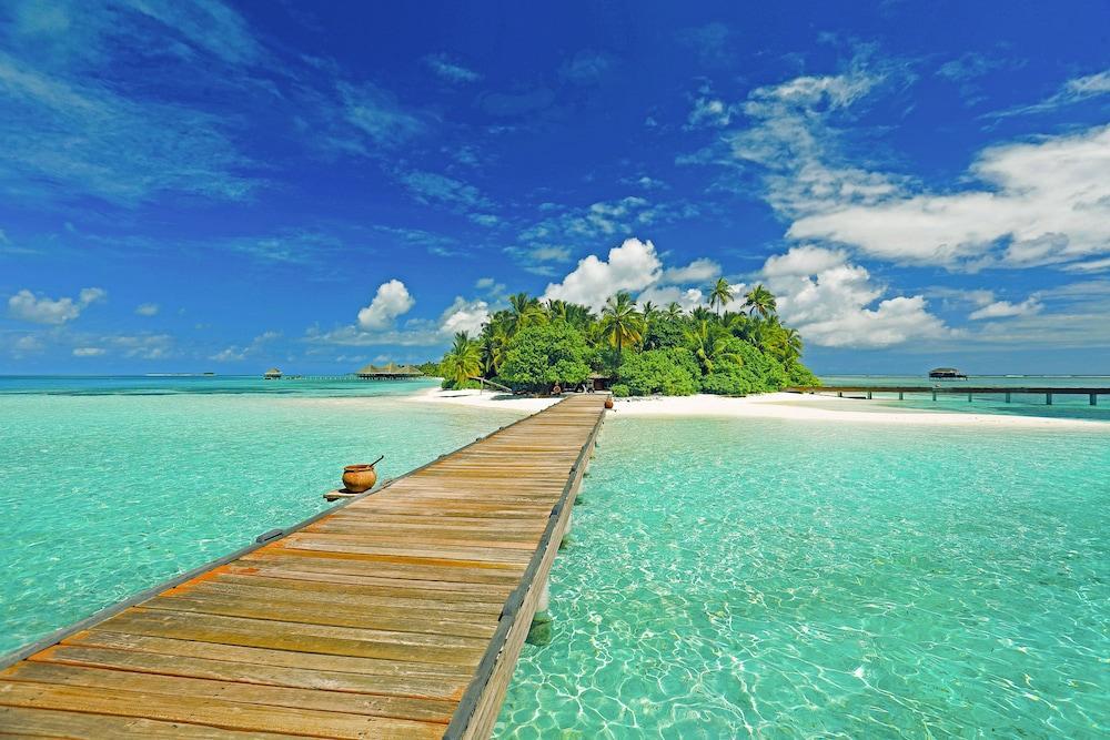 Medhufushi Island Resort Muli Exterior photo